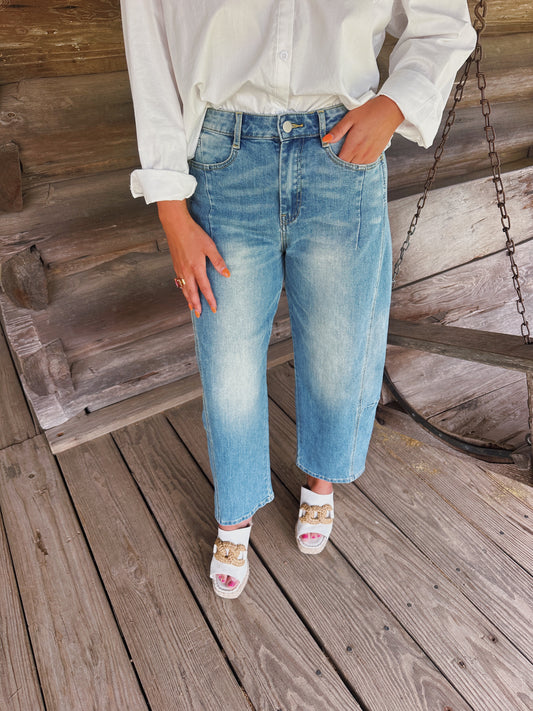 Kylie Barrel Jeans